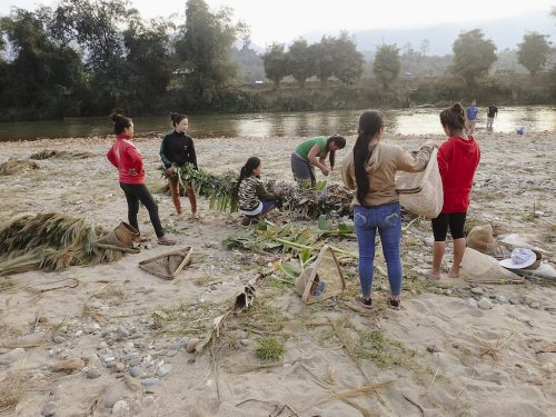 Scoop net fishing preparation